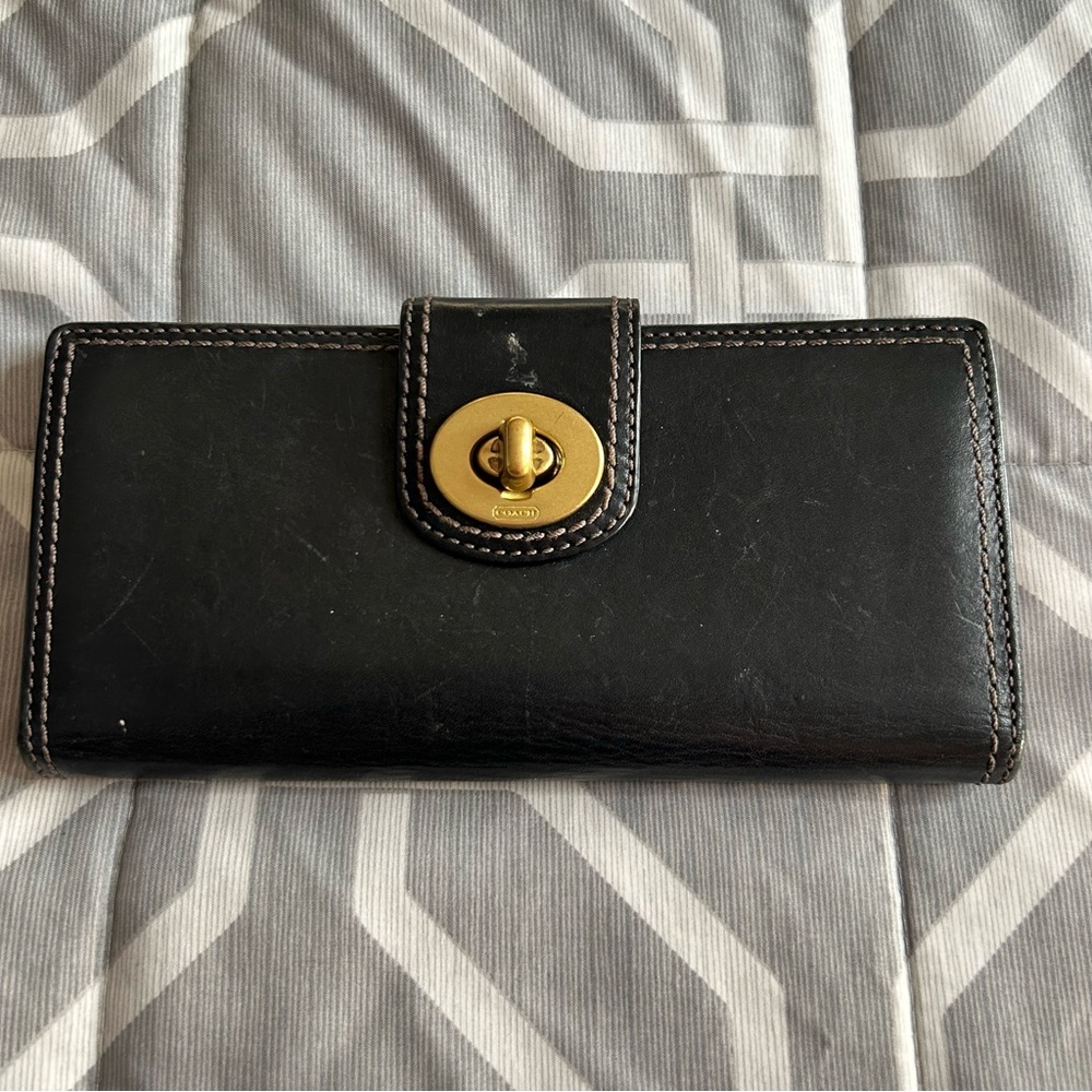 COACH BLACK AND PINK WALLET